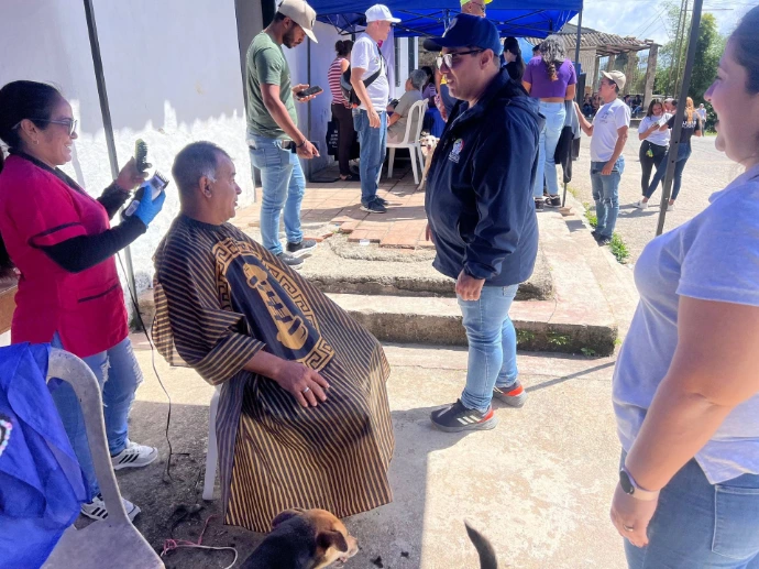 Programa Vínculos y Atención Integral al Adulto Mayor